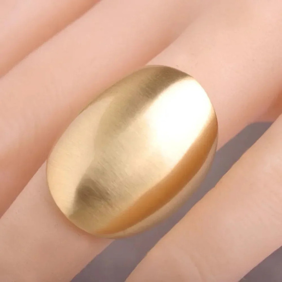 VQ Wide Ring - Picture 1 of 3